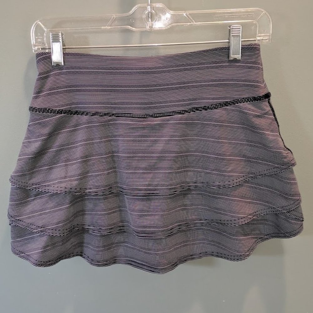 Athleta Tiered Swagger Skort Navy Size Small